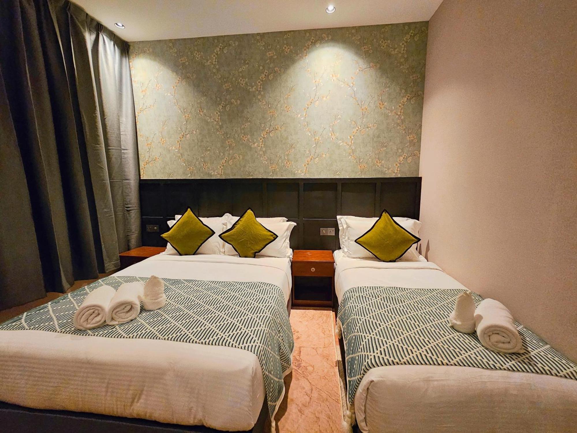 Carnarvon Suites By Reunion George Town Exterior photo