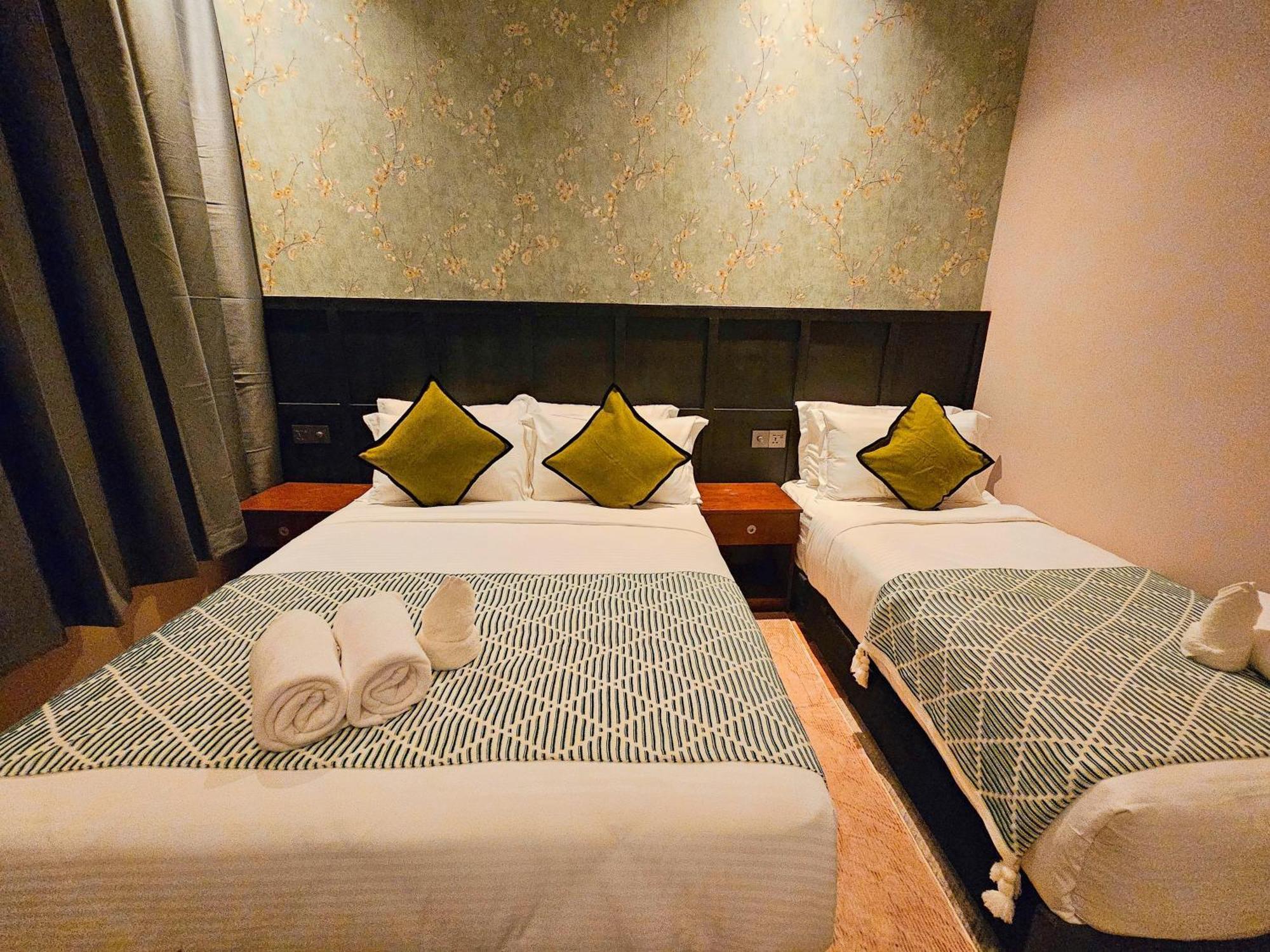 Carnarvon Suites By Reunion George Town Exterior photo